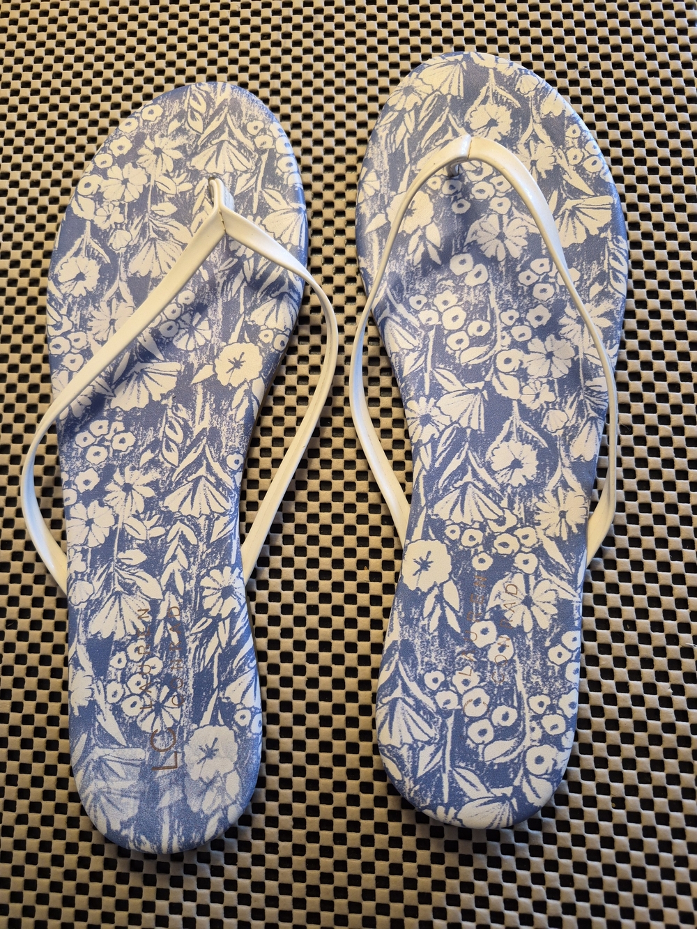 LC Lauren Conrad Blue Floral Flip Flops with White Straps